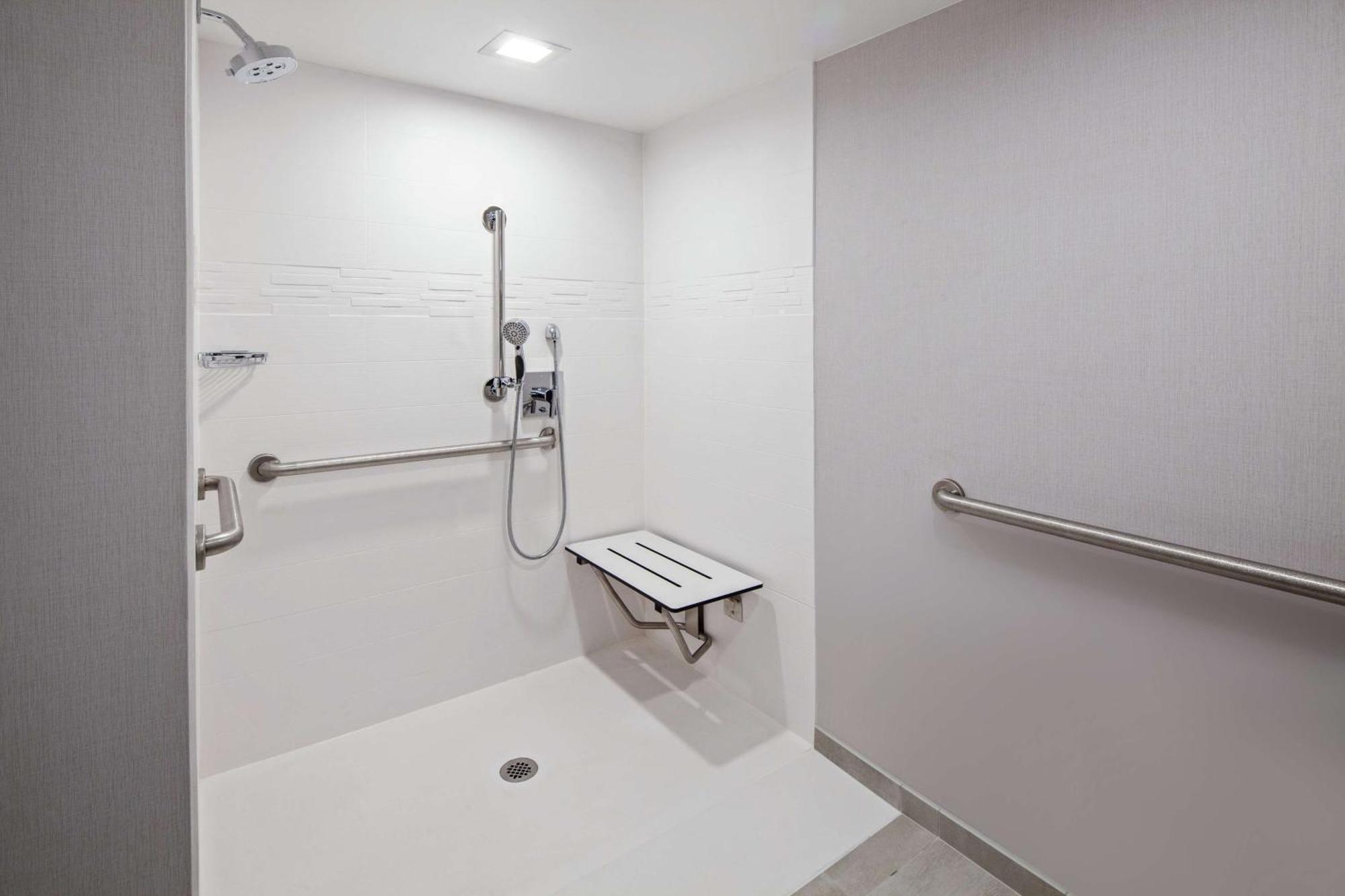 Homewood Suites By Hilton San Diego Central Eksteriør bilde