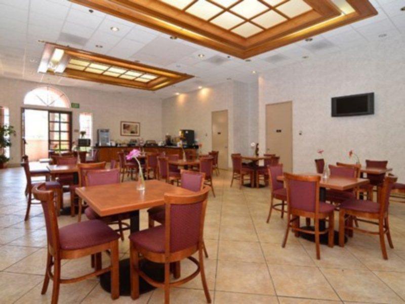Homewood Suites By Hilton San Diego Central Restaurant bilde